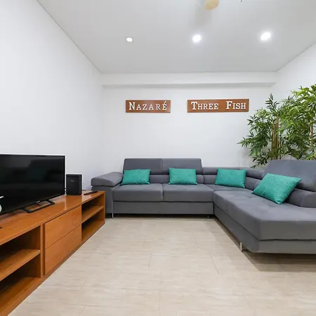 Three Fish * Nazaré