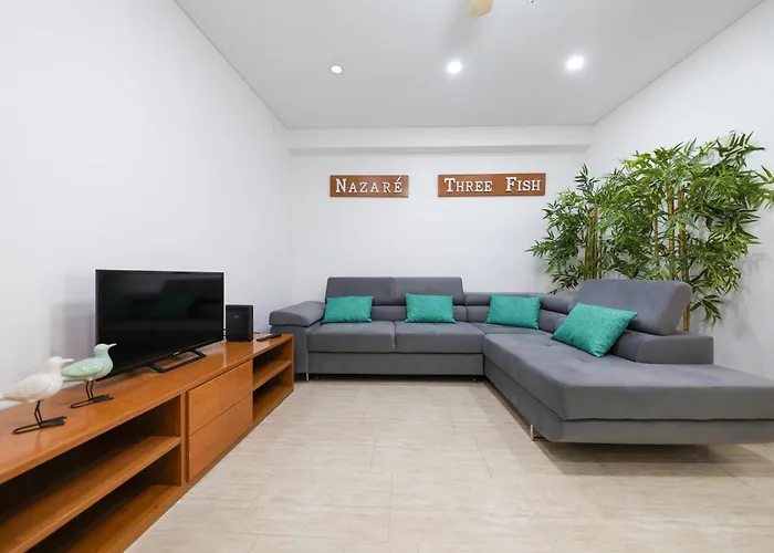 Three Fish * Nazaré